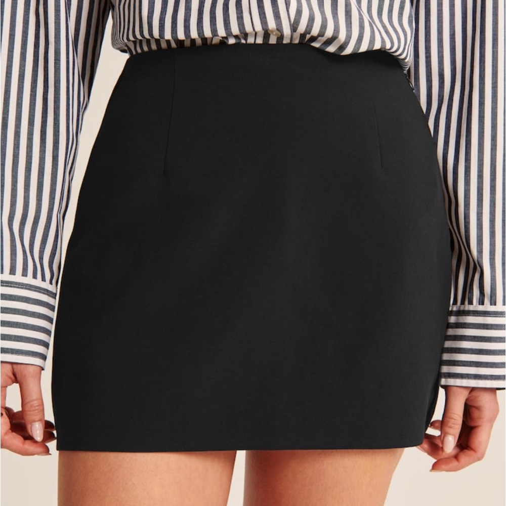 abercrombie and fitch black mini menswear skirt